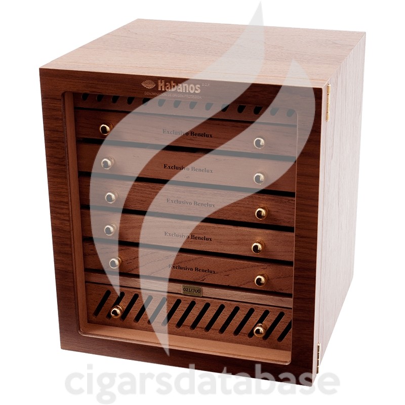 COMBINACIONES-HUMIDOR EXCLUSIVO - 2012 - BENELUX-Box-2052