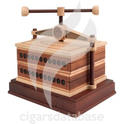 PUNCH-SUPREMOS HUMIDOR - 2015 - SUIZA-Box-4318