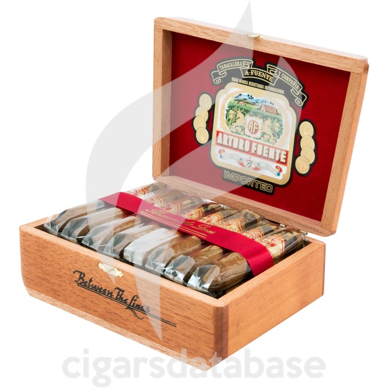 ARTURO FUENTE-HEMINGWAY BETWEEN THE LINES-Box-8925