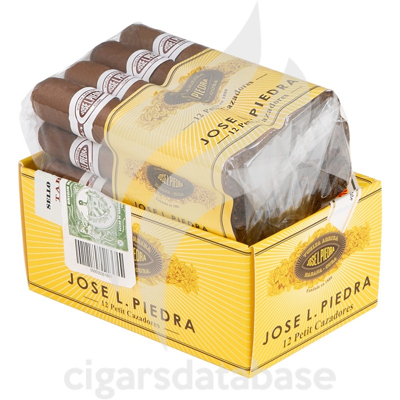 JOSE L. PIEDRA-PETIT CAZADORES-Box-10220